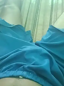 Snapshot of cazador35718 chatting on October 9, 9:02 pm cazador35718 online show from October 9, 9:02 pm