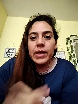 denissebombon online show from February 2, 3:55 pm