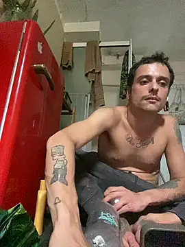 Snapshot of chrisalmeid_ chatting on January 19, 10:19 am chrisalmeid online show from January 19, 10:19 am