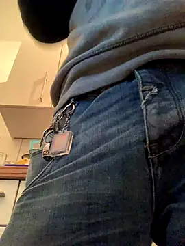 Snapshot of GeilerHSVFAN1989 chatting on November 15, 3:52 pm GeilerHSVFAN1989 online show from November 15, 3:52 pm