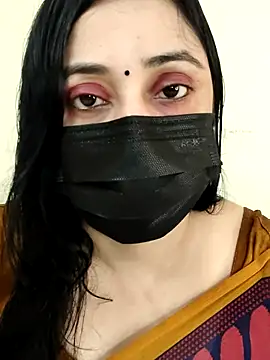 Snapshot of Monica_cams chatting on December 5, 5:49 am Monica cams online show from December 5, 5:49 am