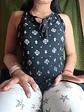 Hott Archana online show from February 3, 6:46 pm