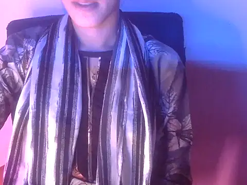 Ayesha Mo online show from September 9, 1:10 pm