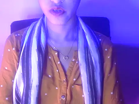 Ayesha Mo online show from September 11, 1:44 pm
