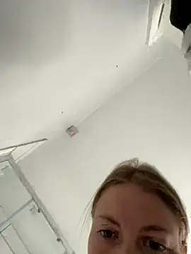 Snapshot of CheekyChelseaX chatting on October 25, 12:34 pm CheekyChelseaX online show from October 25, 12:34 pm