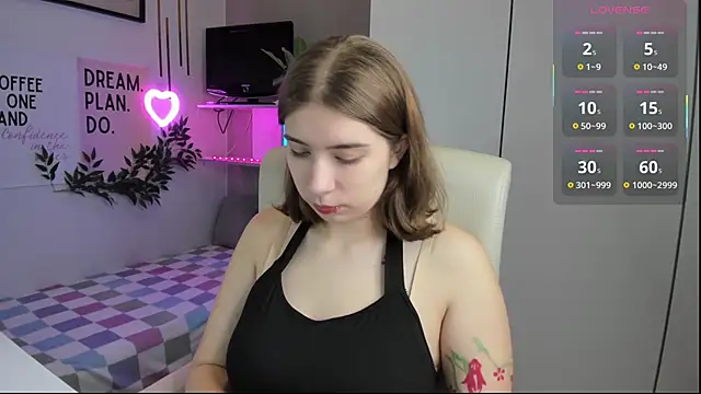 DianaGalaxy online show from September 27, 8:25 pm