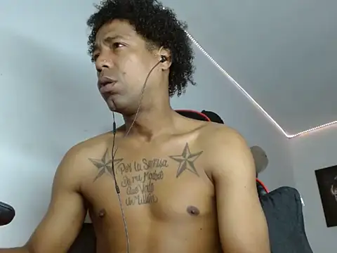 Snapshot of BBC_Black_ chatting on March 18, 11:35 am BBC Black online show from March 18, 11:35 am