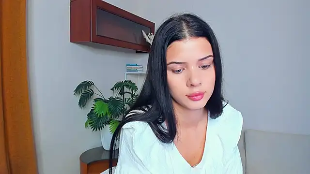 JoCauterucci online show from September 19, 6:48 am