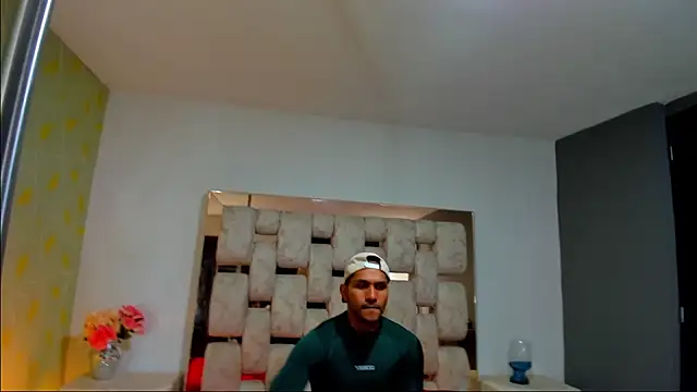 AngelAndChris online show from September 12, 12:38 pm
