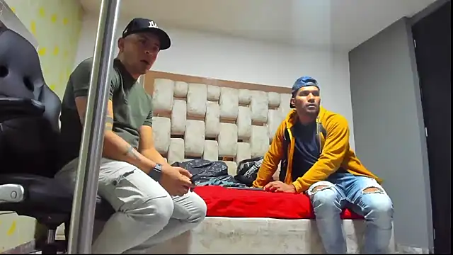 AngelAndChris online show from September 13, 12:16 pm