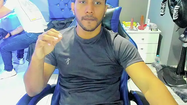 AngelAndChris online show from September 19, 12:28 pm