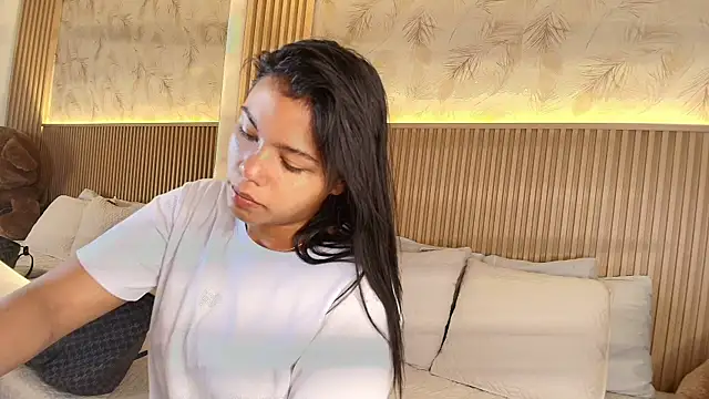 Snapshot of Liss-Reyes chatting on March 28, 12:05 pm Liss-Reyes online show from March 28, 12:05 pm