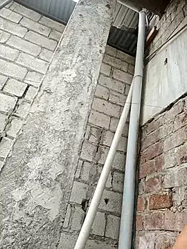 Snapshot of SaraBust chatting on October 15, 6:19 pm SaraBust online show from October 15, 6:19 pm