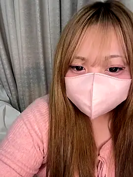 Chua-chan online show from October 23, 5:01 pm