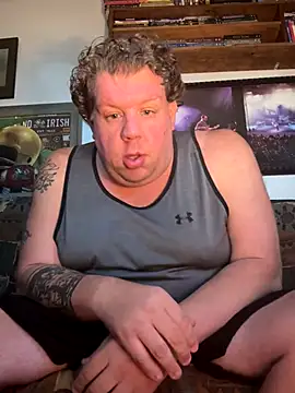 Stephanie1984 online show from October 3, 6:05 pm