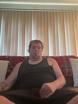 Stephanie1984 online show from November 10, 1:43 pm