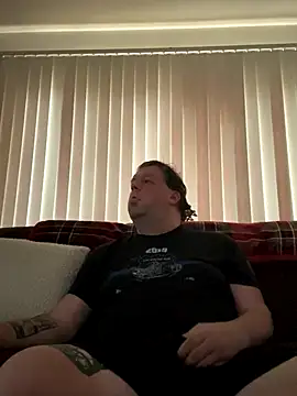 Stephanie1984 online show from November 15, 12:45 pm