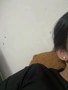 lulizoee online show from June 24, 6:29 pm