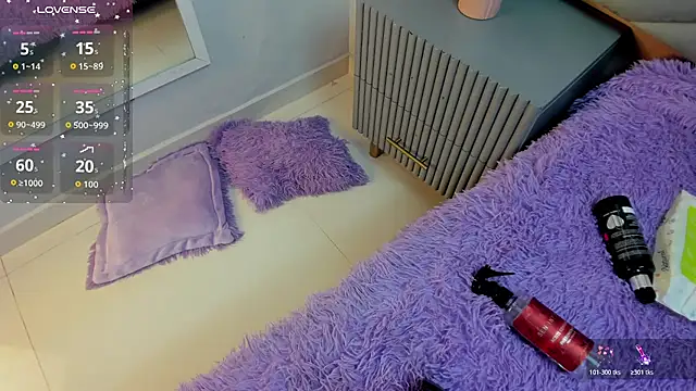 Mia Valentine  online show from February 10, 8:13 pm