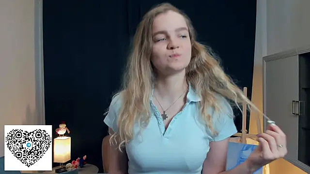 KerenFurguson online show from October 30, 7:25 pm