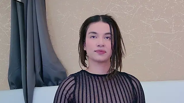 MiaDunoff online show from November 2, 9:17 pm