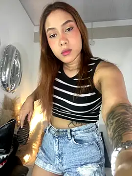 Snapshot of RedVelvet_Dream chatting on October 26, 8:26 pm RedVelvet Dream online show from October 26, 8:26 pm