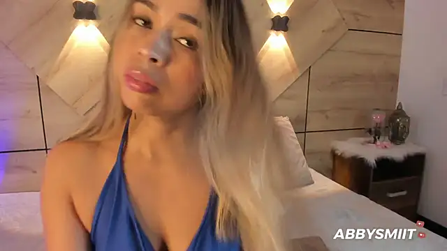 aby smiith  online show from June 11, 7:34 pm
