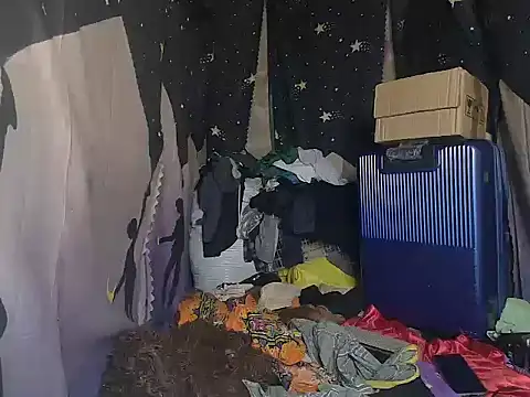 Snapshot of Reynalda26 chatting on September 26, 3:49 pm Reynalda26 online show from September 26, 3:49 pm