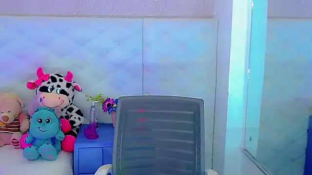 hanna sweett34 online show from October 14, 8:15 am