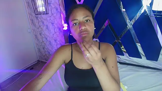 Trixi love online show from September 13, 11:54 am