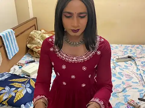 LuvLayla online show from February 20, 8:09 pm