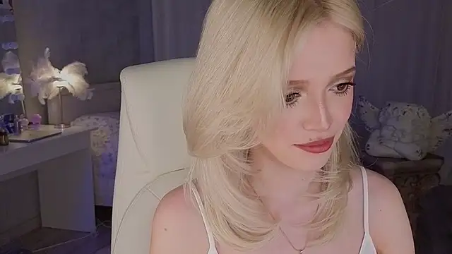 I am joss online show from March 30, 11:28 pm