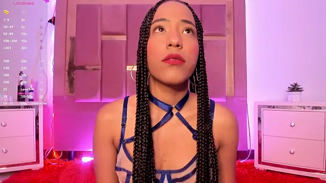 AikoSnow online show from September 12, 7:25 pm