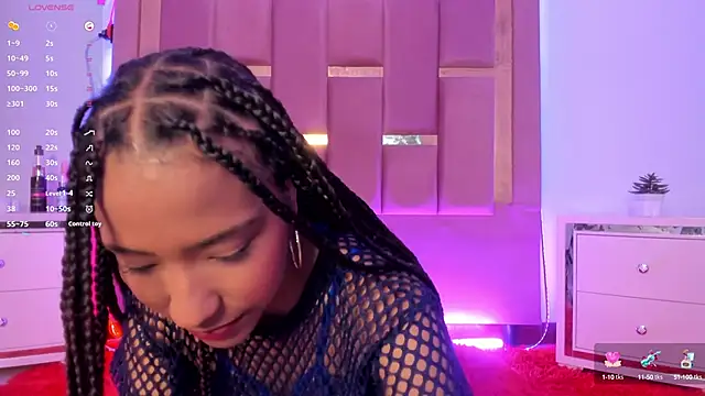 AikoSnow online show from September 13, 6:40 pm