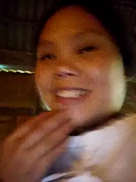 Snapshot of omiu-baby chatting on March 3, 2:07 am omiu-baby online show from March 3, 2:07 am