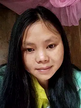 Snapshot of omiu-baby chatting on March 6, 2:19 am omiu-baby online show from March 6, 2:19 am