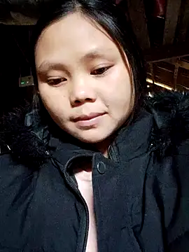 Snapshot of omiu-baby chatting on March 19, 1:53 am omiu-baby online show from March 19, 1:53 am