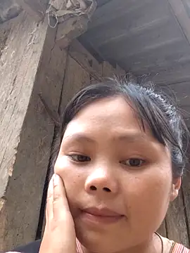 Snapshot of omiu-baby chatting on May 18, 8:53 am omiu-baby online show from May 18, 8:53 am