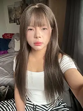 Snapshot of SarahBeii chatting on October 7, 4:09 am SarahBeii online show from October 7, 4:09 am