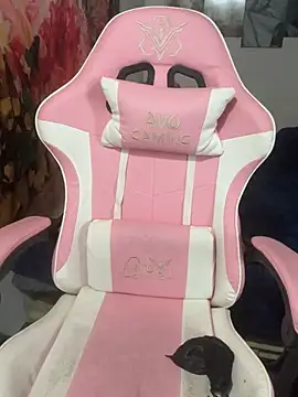 SarahBeii online show from February 19, 3:24 am