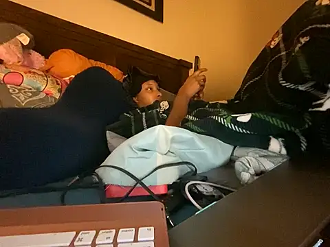 Brooke012 online show from March 13, 5:36 am