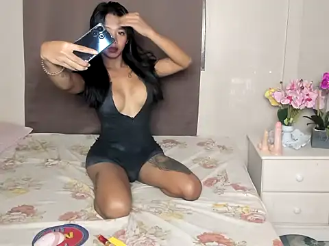 Theia22 online show from September 12, 9:42 am