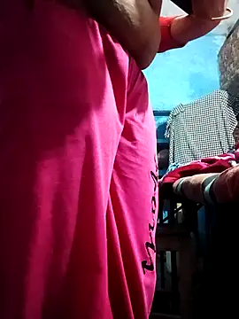 Deepa hott online show from October 28, 10:45 pm