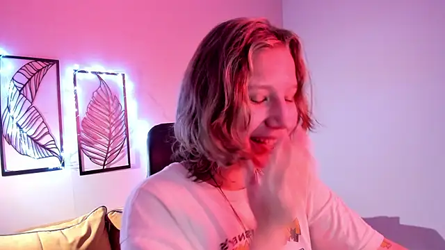 Hailey Foxy online show from November 27, 9:00 am