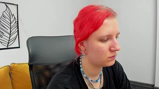Hailey Foxy online show from April 27, 11:52 am