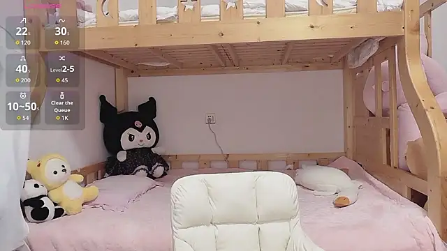 Sue101010 online show from October 13, 12:16 pm