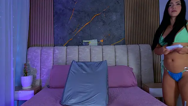 mia scot online show from March 14, 11:59 am