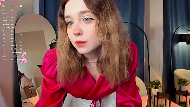 Lina Glow online show from September 12, 6:35 am