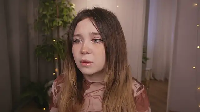 Lina Glow online show from March 20, 7:02 am