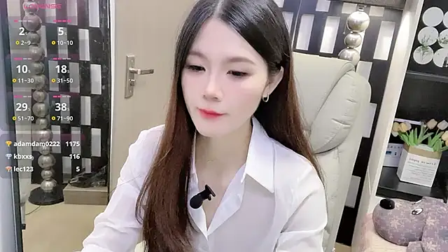 Yueyue-MM online show from November 2, 11:34 am